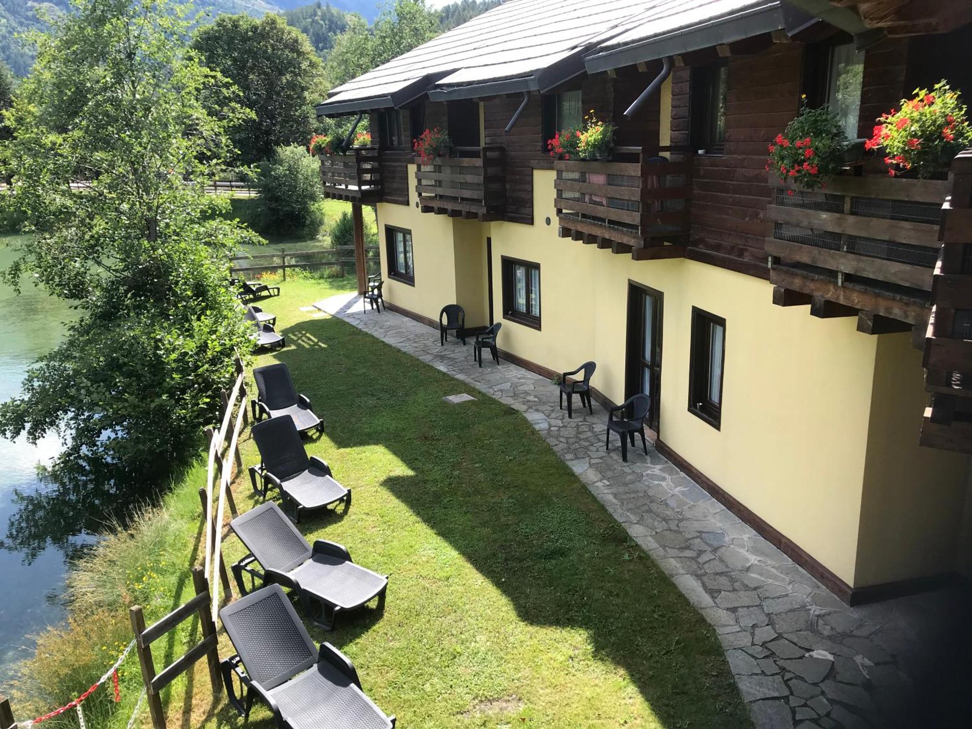 Hotel Ca Fiore Bardonecchia Buitenkant foto
