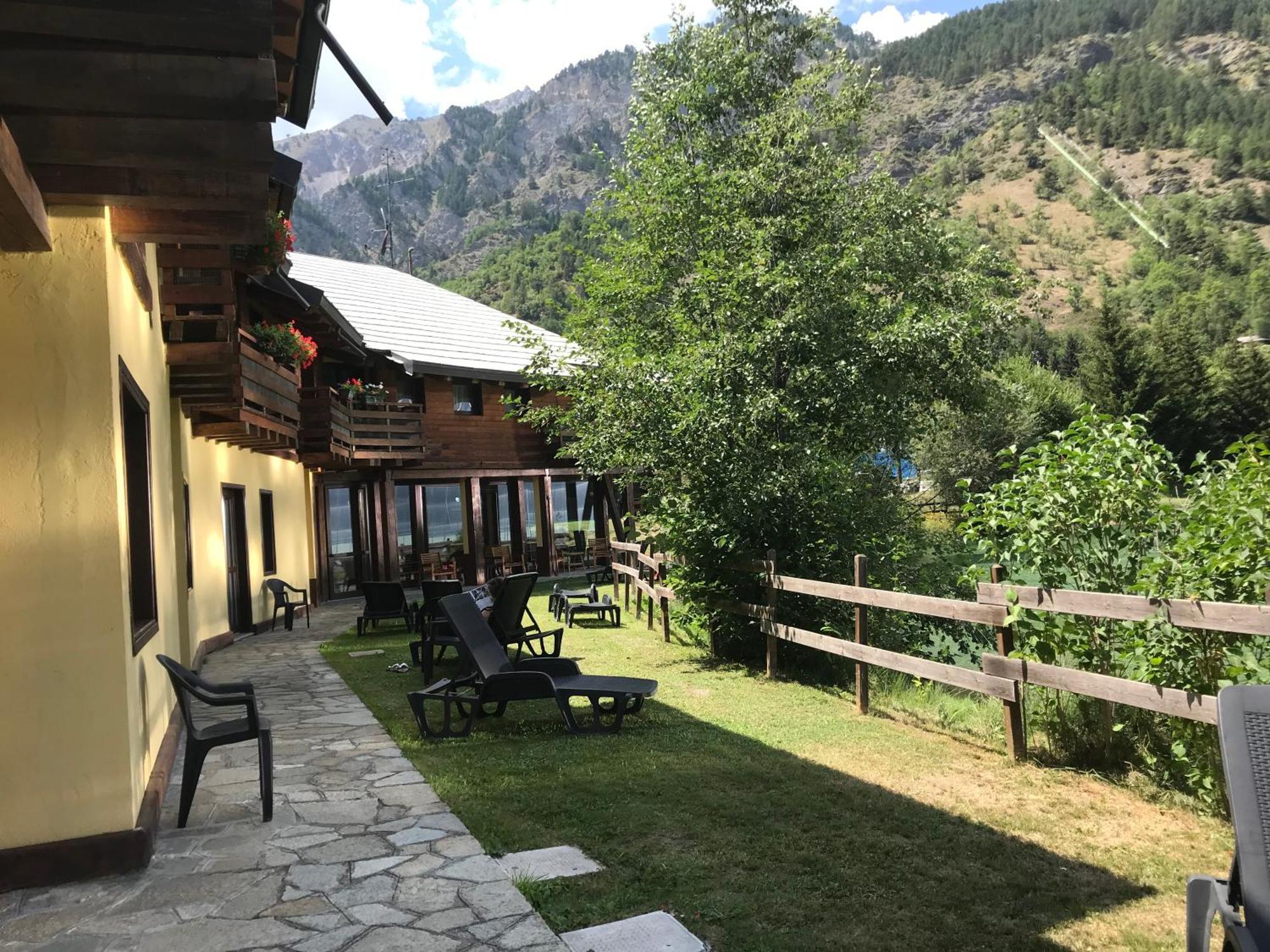 Hotel Ca Fiore Bardonecchia Buitenkant foto