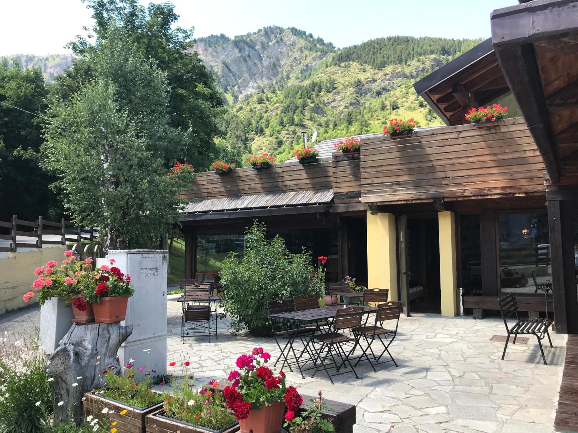 Hotel Ca Fiore Bardonecchia Buitenkant foto