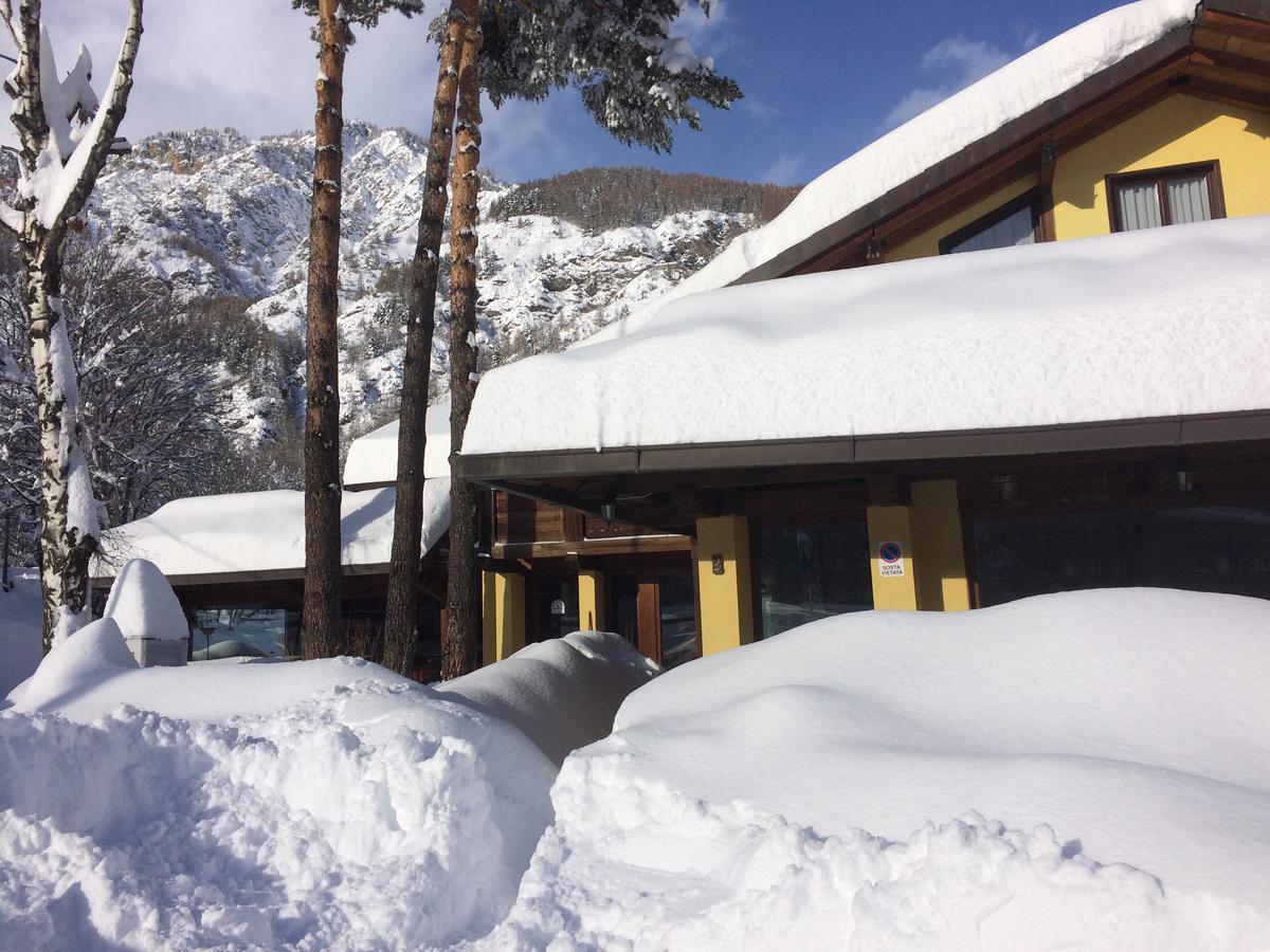 Hotel Ca Fiore Bardonecchia Buitenkant foto