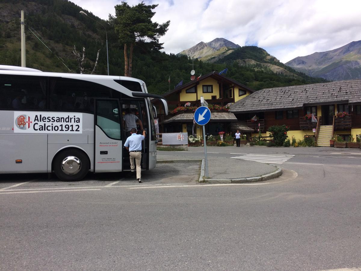 Hotel Ca Fiore Bardonecchia Buitenkant foto