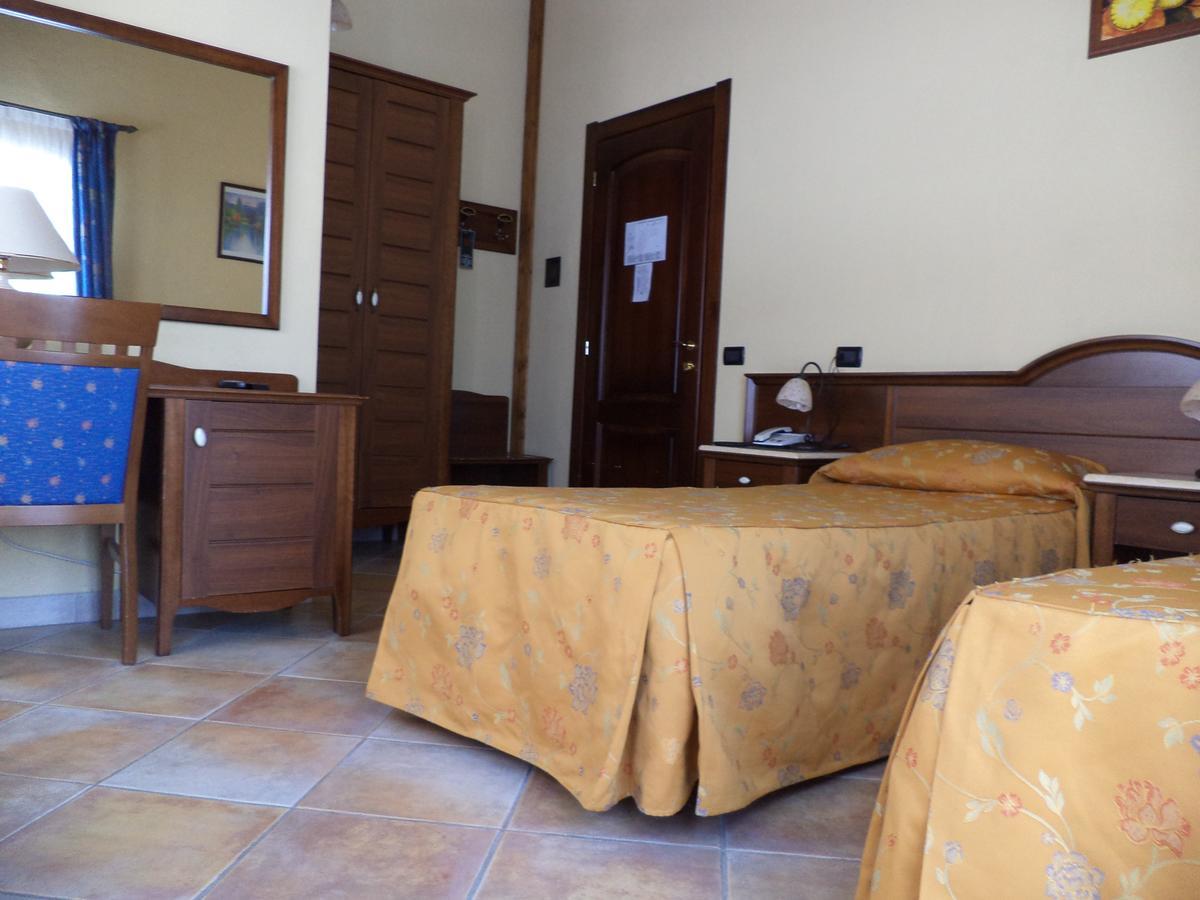 Hotel Ca Fiore Bardonecchia Buitenkant foto